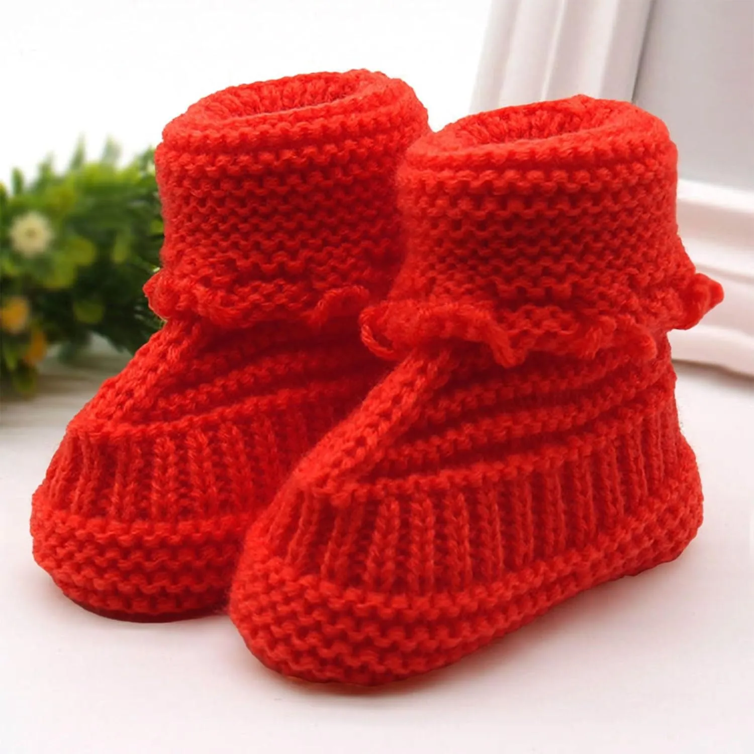 Baby Booties Newborn First Walkers Cozy Shoes Warm Hand Knit Soft Booties for Infant Boy Girl Non Slip Crib Shoes