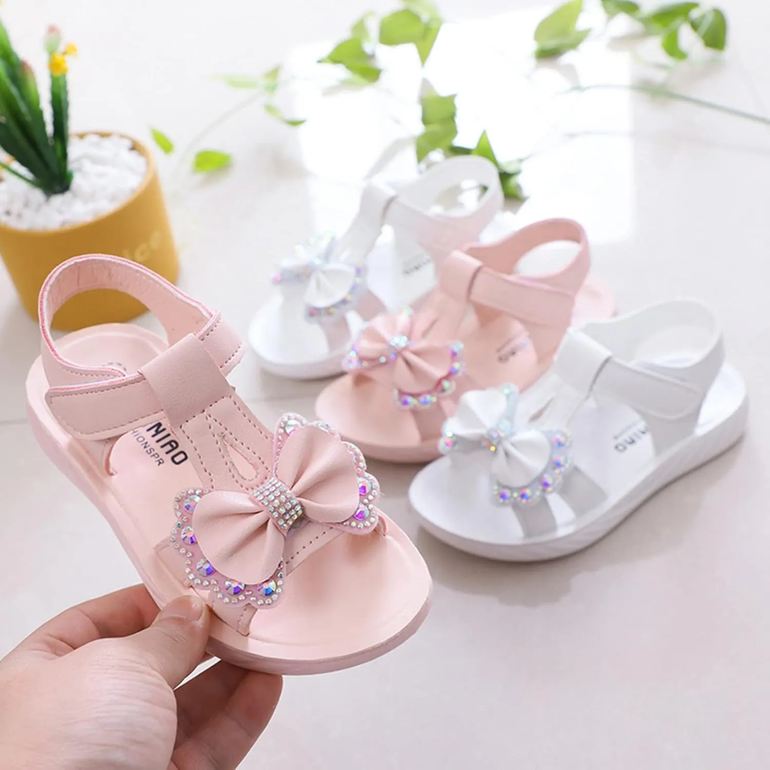 Baby Solid Color Foot Warmer Children Shoes Summer Sandals Fashion Little Girls Soft Soles Children Bow Shoes