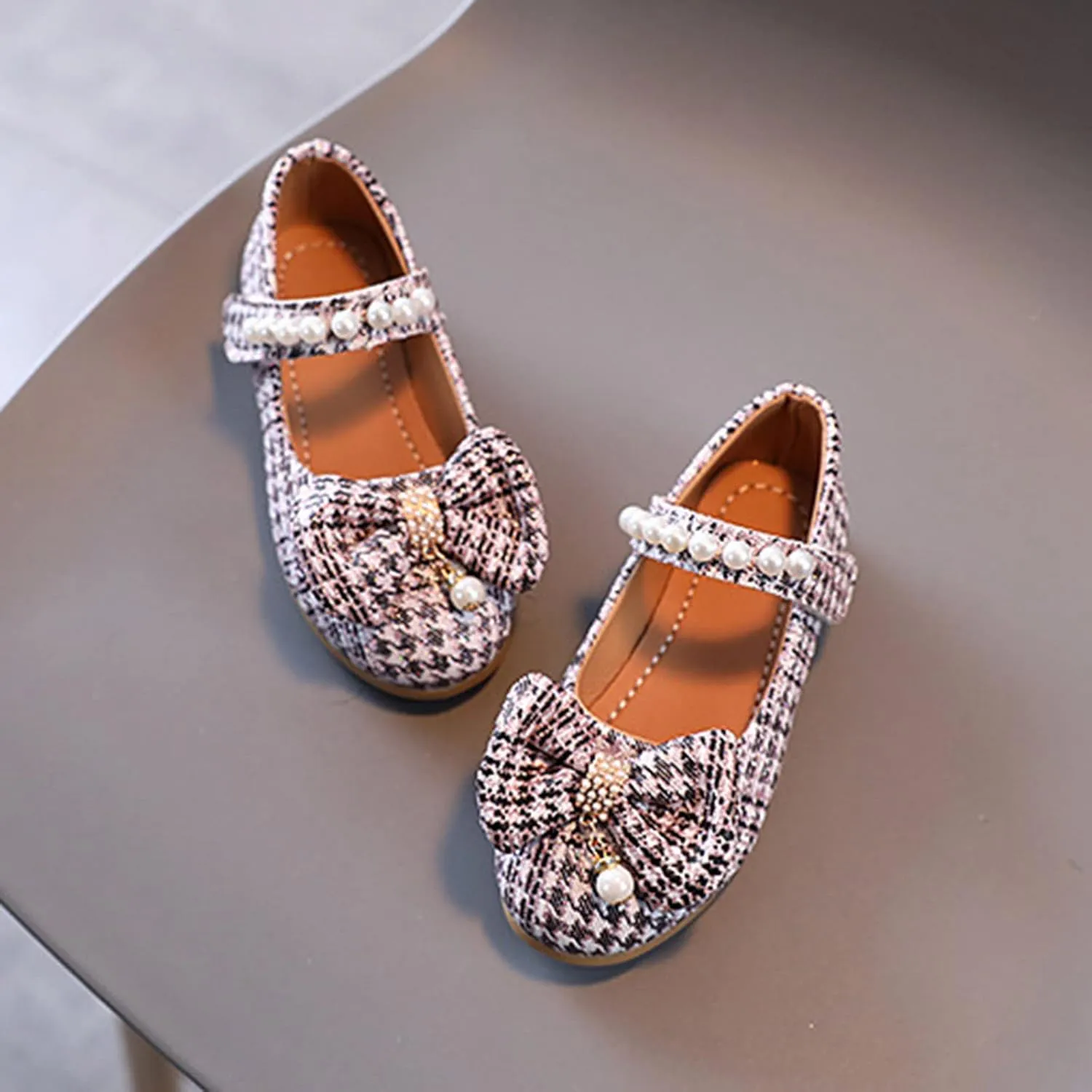 Children Flat Sole Shoes Girls Shoes Sandal Flower Bow Tie Shoes Hollow Flower Sandals Soft Sole Princess Shoes