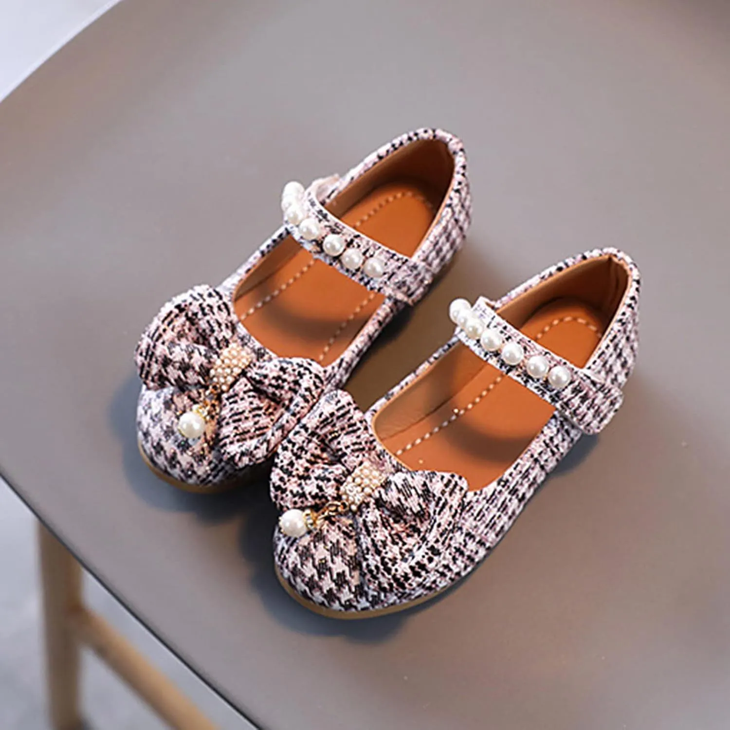 Children Flat Sole Shoes Girls Shoes Sandal Flower Bow Tie Shoes Hollow Flower Sandals Soft Sole Princess Shoes