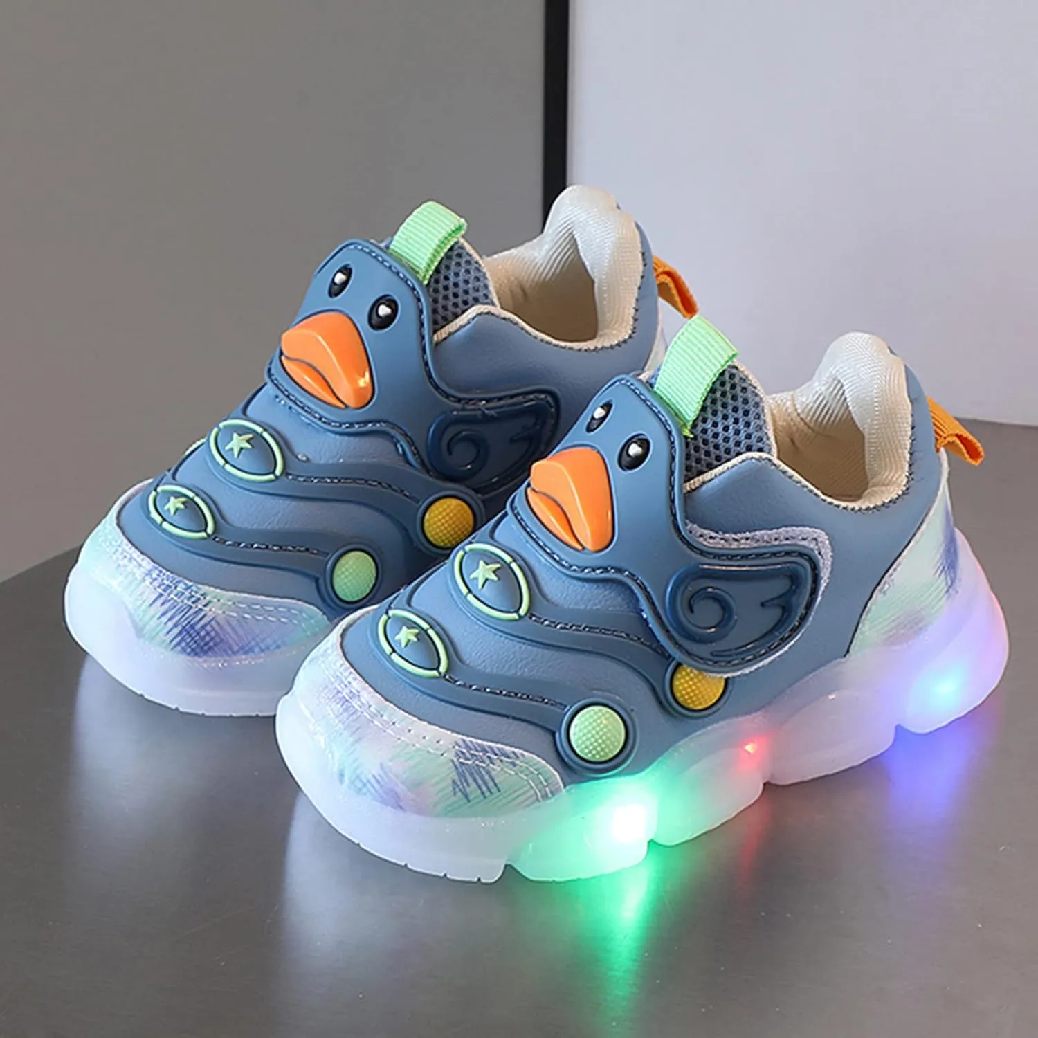 Children Sports Shoes Light Shoes Small White Shoes Light Board Shoes Non Slip Soft Glitter Shoes for Little