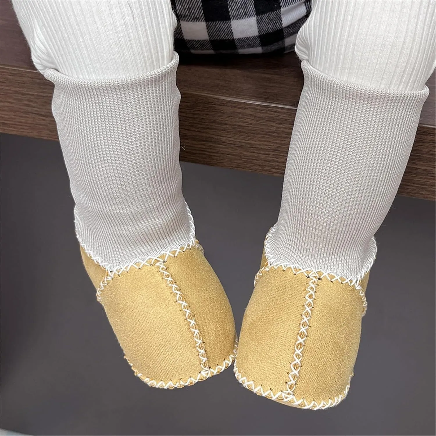 Infant Baby Boy Girls Moccasins Non-Skid Indoor Slipper Shoes Socks Booties with Grips First Walkers Kids Shoes Girls