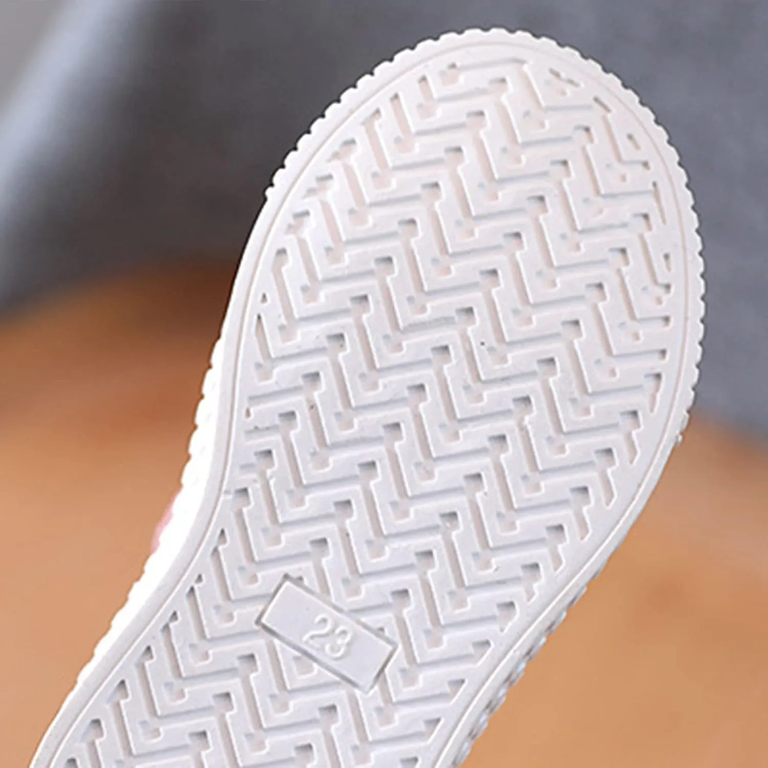 Spring and Summer New Mesh Rubber Sole Non Slip Children's Cute Casual Sports Shoes Girl Tennis Shoes Size 13